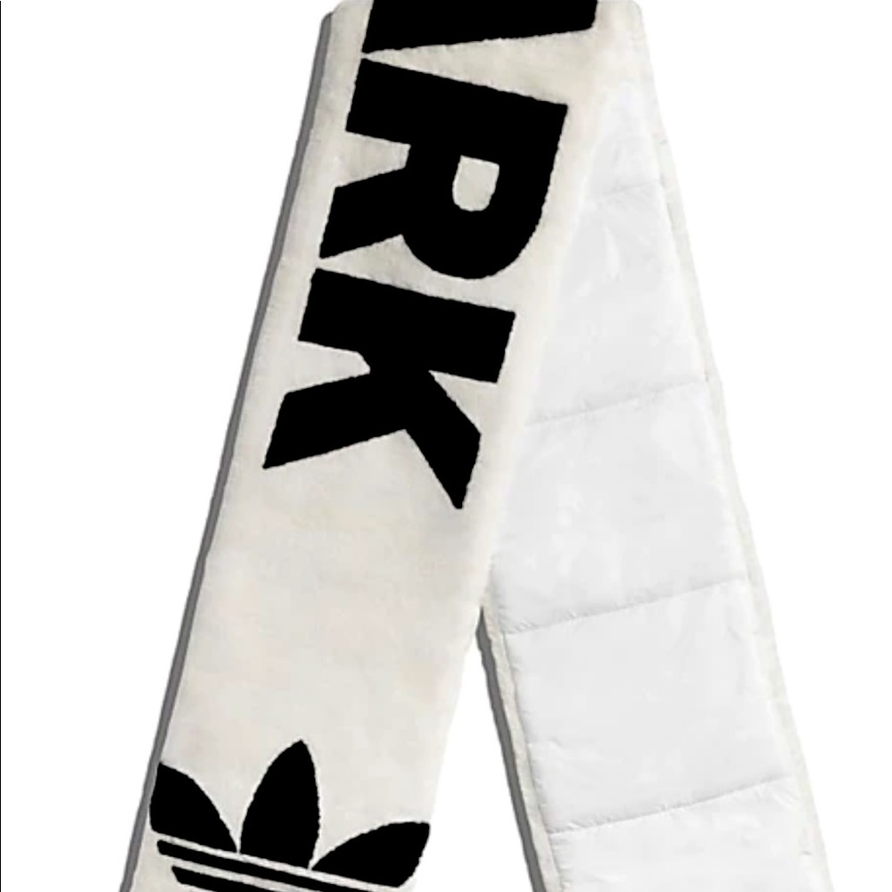Ivy Park Fur Scarf